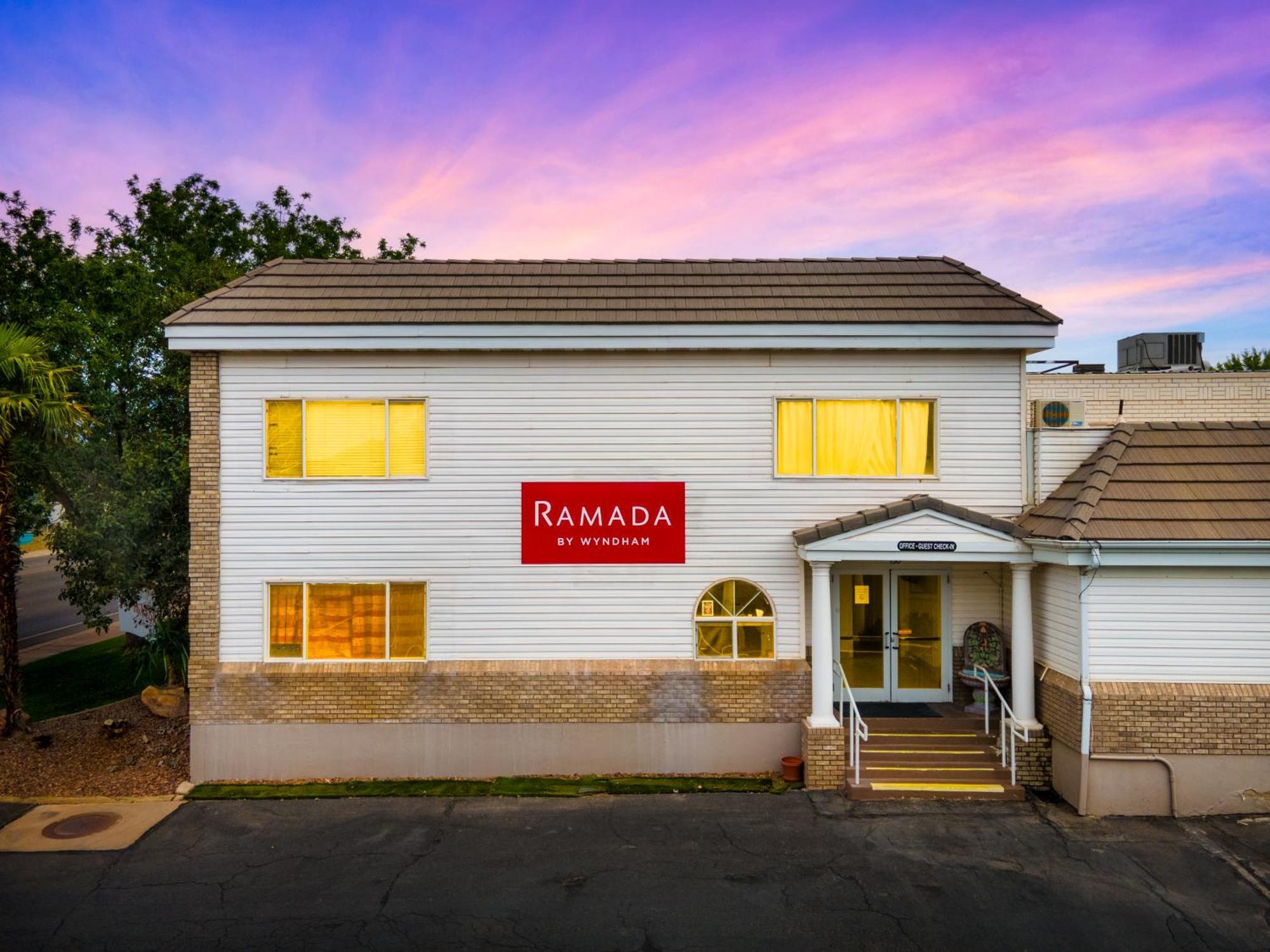 Ramada By Wyndham La Verkin Zion National Park Exterior foto