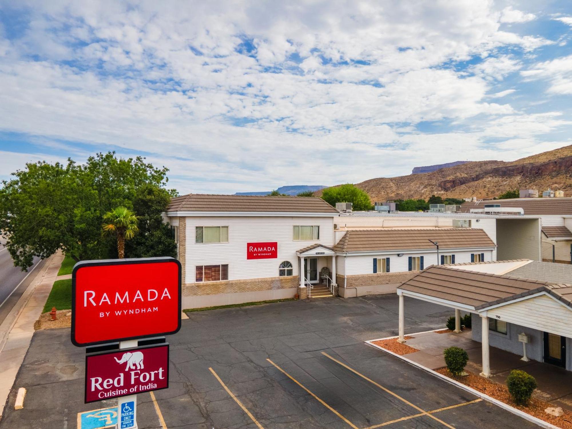 Ramada By Wyndham La Verkin Zion National Park Exterior foto
